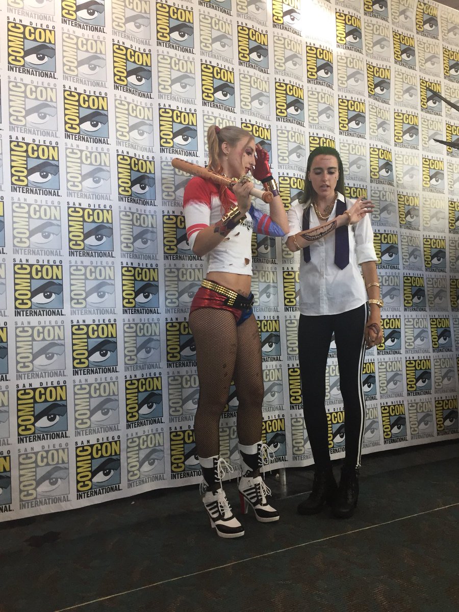 LLDD_Official's tweet photo. La pasamos increible la semana pasada en el #SDCC!! Que opinan de stos disfraces? https://t.co/3EIcPouRjf