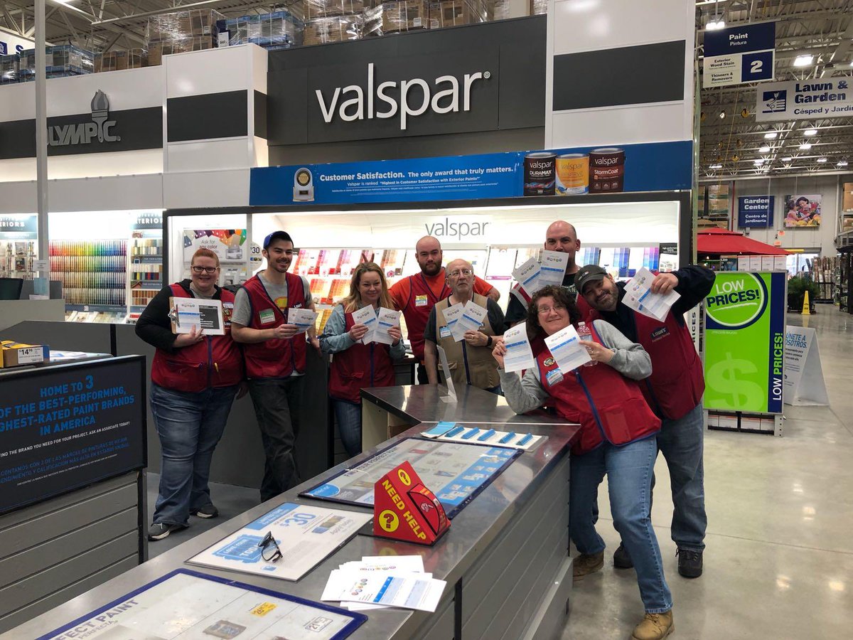 LowesCareers's tweet photo. At Lowes, we’re dedicated to the development of our employees. Today, our stores nationwide will participate in a Day of Development, a program designed to provide resources &amp; training for the professional growth of our staff. Visit https://t.co/AYLMmwrdgd to join us! #LowesLife https://t.co/lm07bHY93J