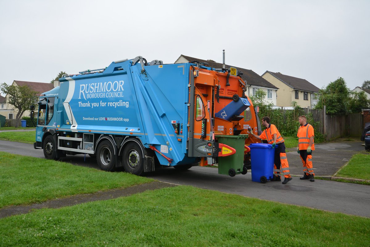 Due to the hot temperatures predicted for tomorrow (27 July) we have agreed that our bin collection teams can start work an hour earlier. If you could put your bins out by 6am we would be very grateful. We apologise for any inconvenience this causes.
