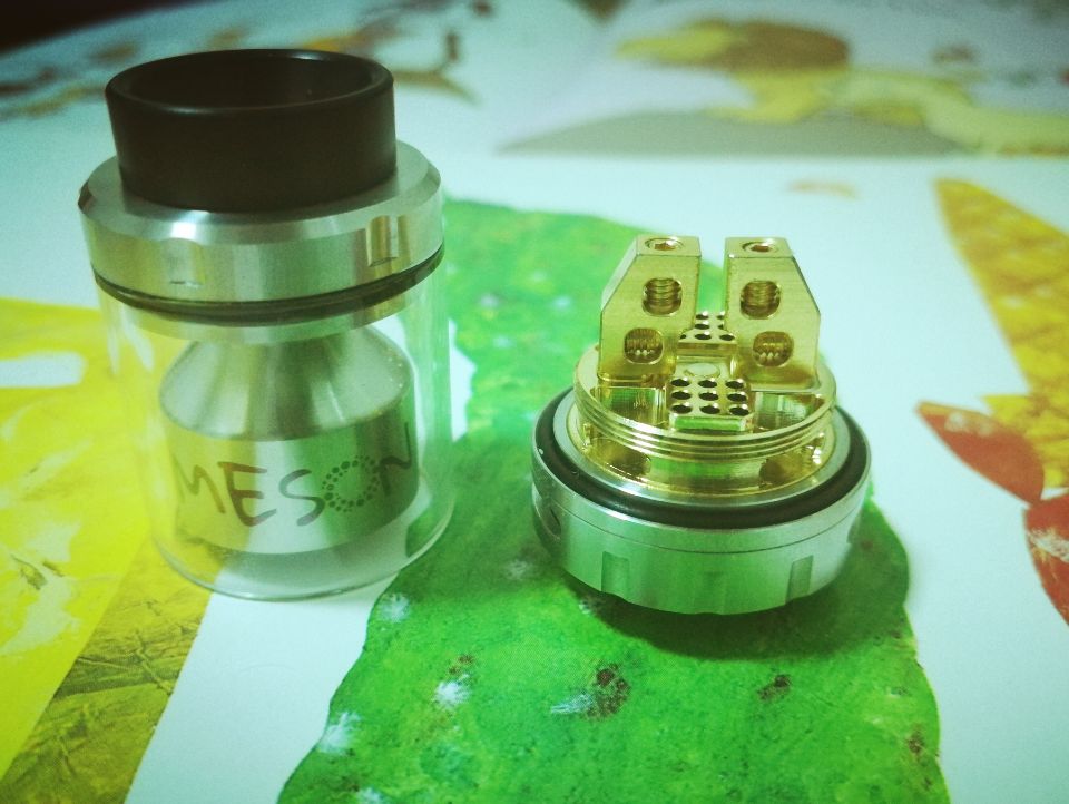 Any #FlavorChasers here ? 
18-holes honeycomb direct airflow with a reduced chamber , filling your favorite juice and taking a yummy vape!😎 #MesonRTA .
#newgenvape #vaping #vapelife #vapestyle #vapedaily #vapeon #vapingtime #vapefun #vapelover #vapealliance #vapeforlife #vapeera