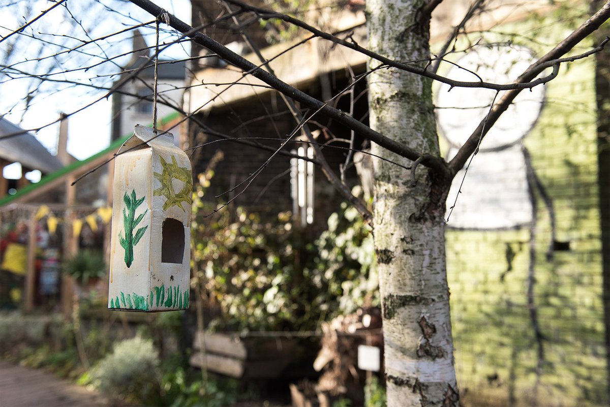 EasternCurve's tweet photo. Community gardens provide habitats & food for birds, bees, butterflies & wildlife + opportunities for people to nurture & learn about #Nature Join us #Dalston 28 July to launch our Manifesto & help keep #Hackney wild! https://t.co/WndNdn3PAa #hackneygreenspaces #nationalparkcity https://t.co/dMIqe8iPRL