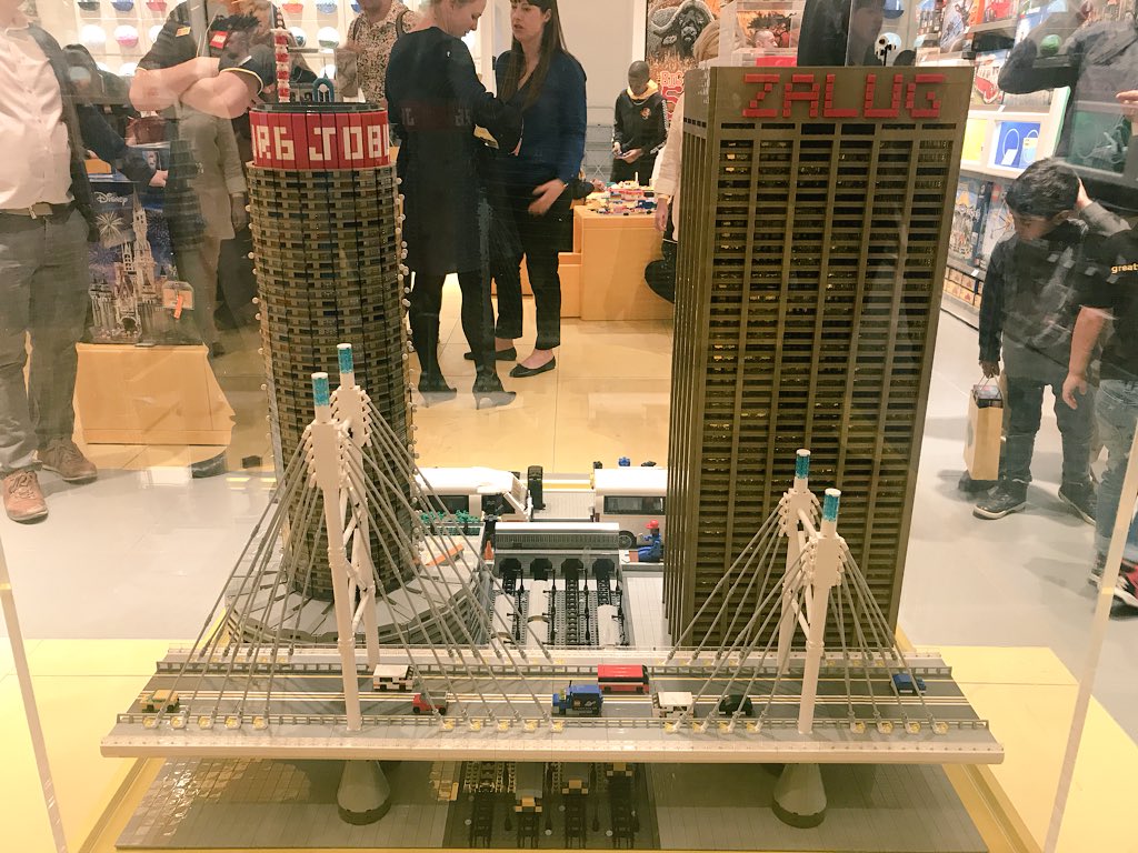 LindiMazibuko's tweet photo. So very happy for my dear friend @gregbergh on the launch of his @LEGO_Group store in Jo’burg - the very first in Africa! 🙌🏾 #LEGOlaunch https://t.co/jFWhaxcKM2