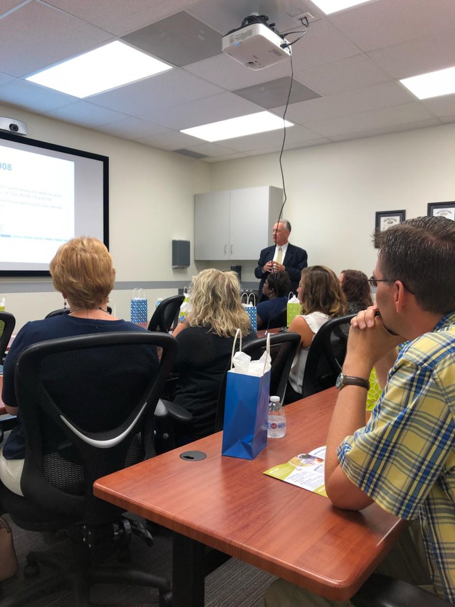 AxessPointe's tweet photo. Thank you to our local community partners in Kent for joining us for our Lunch and Learn today! We had a great time sharing our mission with you! #valueCHCs #Kent #HealthCareForAll #partners #CommunityEngagement #AxessPointe https://t.co/lE6jZbP3Jq