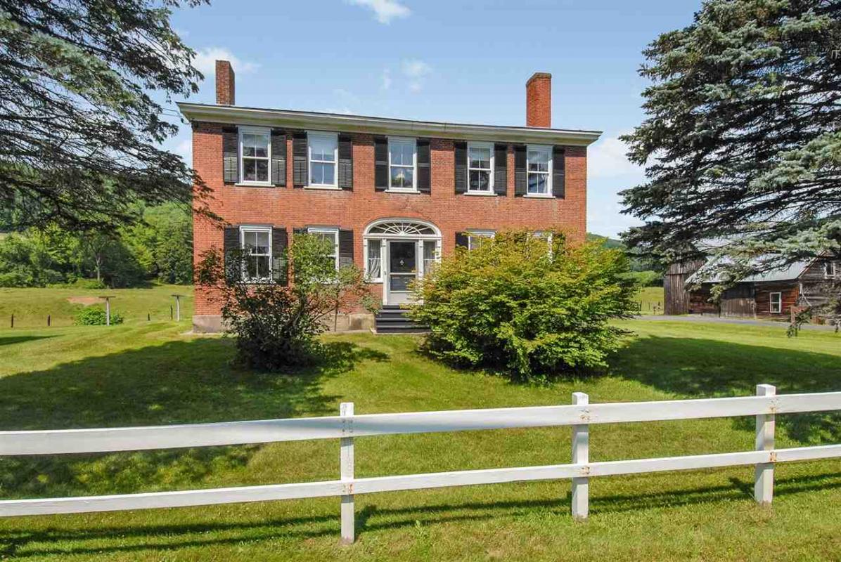 RE/MAX Upper Valley (REMAXUVP) Twitter