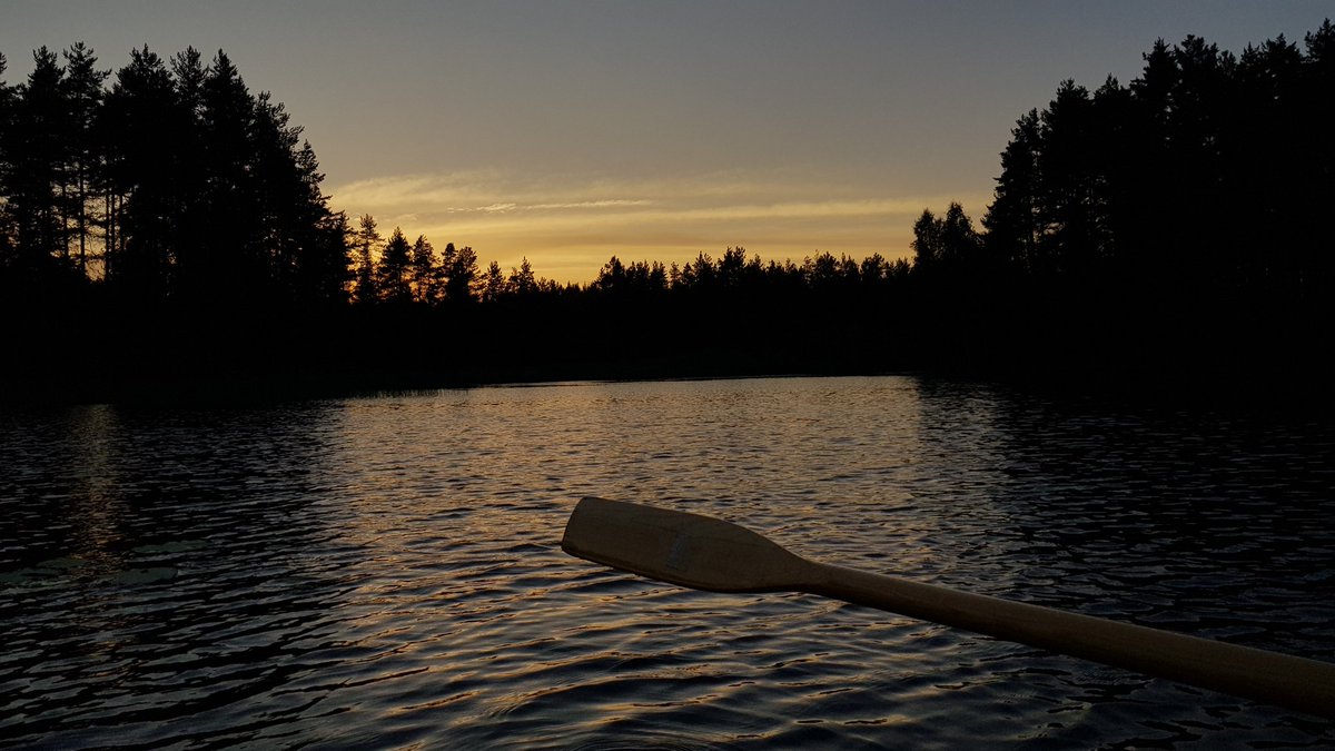 Iltasoudulla..
#Saimaa #Suomi #järvisuomi #kesä #ilta #päivänkuva
