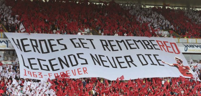 Stunning tribute from Aberdeen as they remember the legendary Neale Cooper 👏 
dlyr.ec/cHjh6N