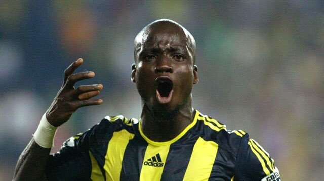 Stephan Appiah: "Ayew bana Fenerbahçe'yi sorduğunda, bende ona; 'Taraftar takımına aşıktır, Fenerbahçe onlar için her şeydir. Türkiye'de her Fenerbahçe maçı ölüm kalım maçıdır.' dedim, gülerek 'doğru tercih yapmışım' dedi."
