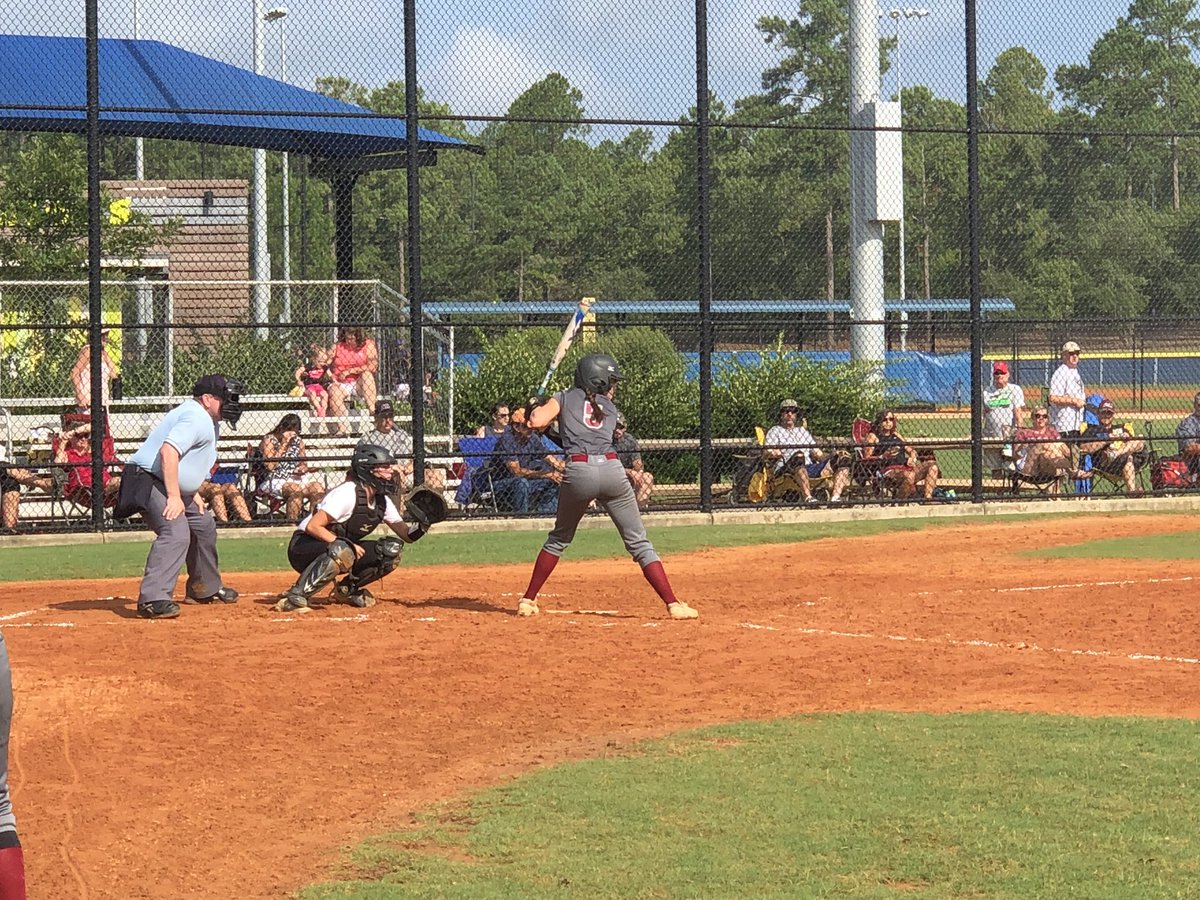 ChattForce2001's tweet photo. Great game today @savannaht55 one for two in an 8-3 W vs Carolina Elite at Triple Crown East Coast Summer Nationals in Myrtle Beach. 2-0 for the tournament. #ChattForce01 https://t.co/lUmHxHSt93