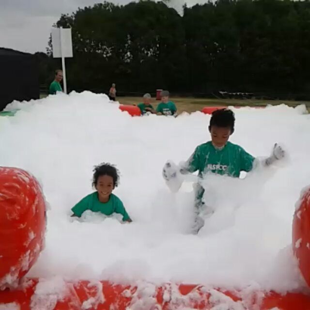 MumsnetBloggers's tweet photo. #AD | Did you take part in the @NSPCC and @LidlUK #messathon? Find out how it went for #MumsnetInfluencers @ethannevelyn and @kallenwriter.
https://t.co/9CCbbz3BvI https://t.co/lZMpPMZoxe