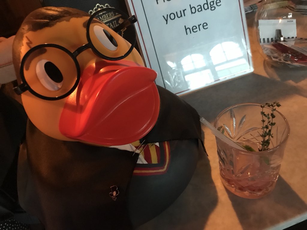 HarryQuacker's tweet image. 👀🥃