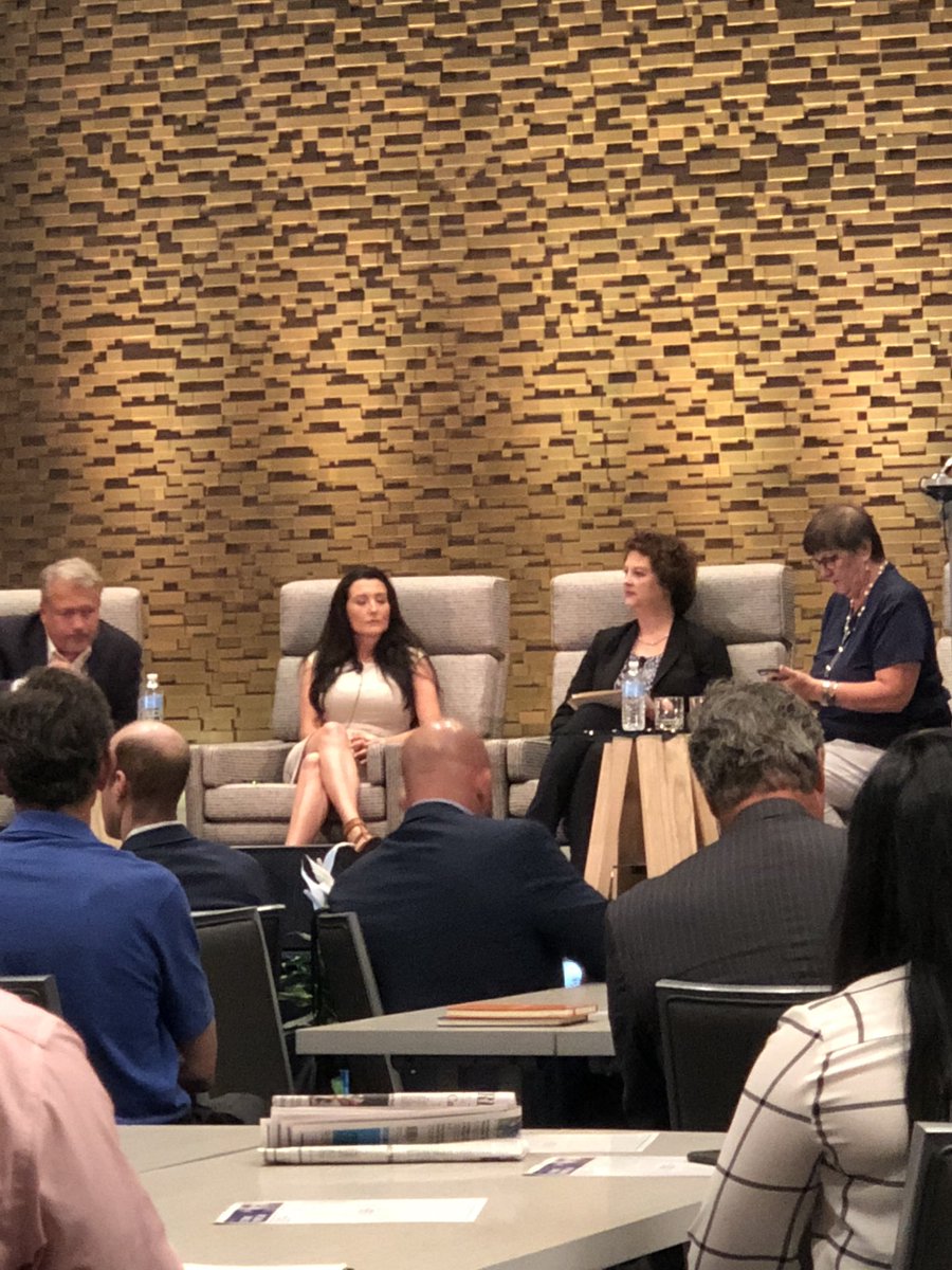 NateA82's tweet photo. Surcharge and Cash Discount are asked about daily.   Learning more during the #MWAA2018  panel.   I look forward to sharing what I learn! https://t.co/5omPDzUdQ9