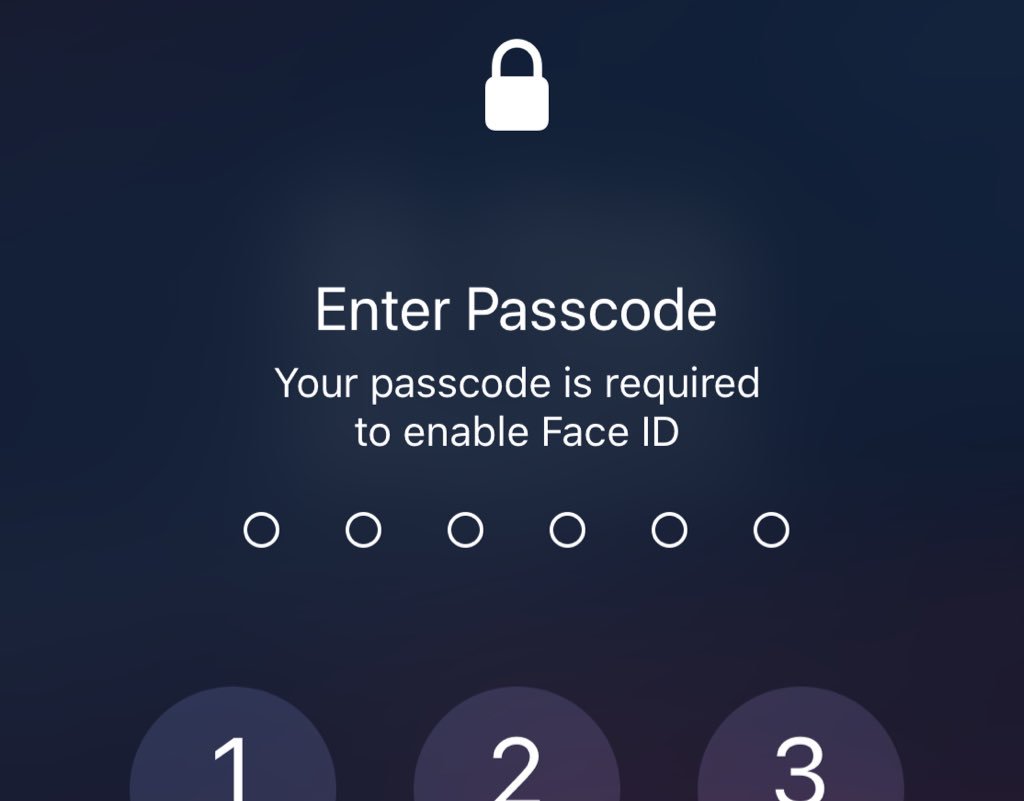 MarzBarGaming's tweet image. Face ID on iPhone 10 is failing to recognize my face. Just says enter passcode every time.. I know I’m ugly and it has to scan my face all the time, but it’s not allowed to just give up😩😒