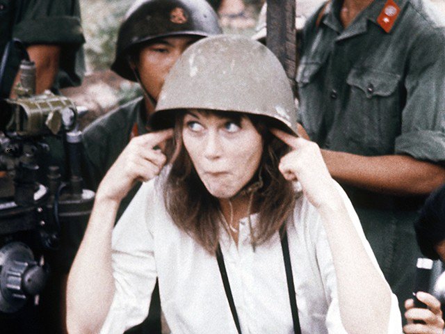 Chris_1791's tweet image. #Jane_Fonda on '#Hanoi_Jane' Scandal: 'It’s Horrible for Me to Think of That' dlvr.it/QctBFF via @BreitbartNews