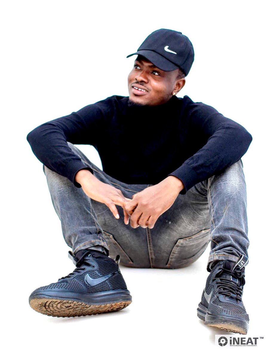 flawa_gaskia's tweet photo. Some people wish to be Pretty Handsome,and be Rich and Famous,Or Popular,but me, I just want to be normal and always Happy! 🤗 But I thank God am Living My Dreams .
😇#LivingMyDreams #LivingMyBestLife
#DroppingSomethingHot
#Gaskia_Movement
#Cheers_Condom
#Ambassador https://t.co/fCzpa8L1zi