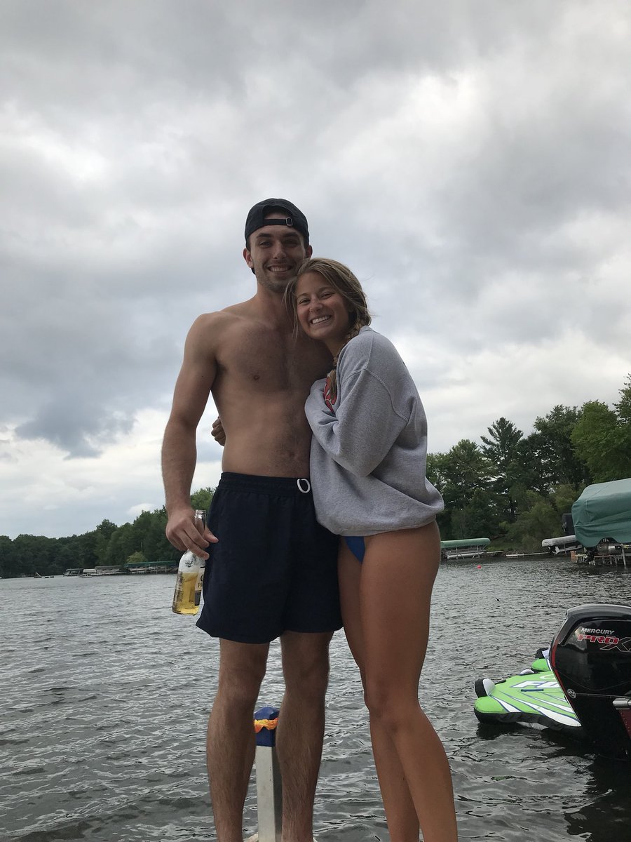 SpencerHammer_'s tweet photo. Hbd i hope you enjoyed that granola bar #bigonenine https://t.co/Pf5nAMJZdP