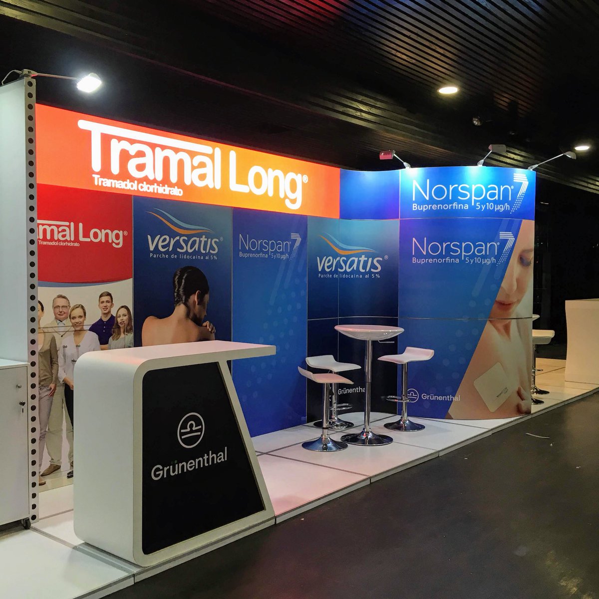 bematrixchile's tweet photo. Stand realizado por nuestro #bePartner @disecltda utilizando nuestro LEDskin | Stand made by our #bePartner DISEC using our LEDskin #FelizJueves #stand #exhibition #beDifferent #beUnique #beCreative #chile https://t.co/nKDHpoPd5G