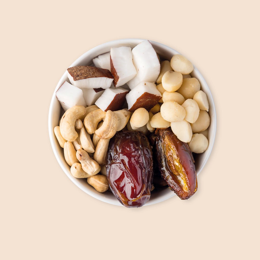 PrimalPantryUS's tweet photo. Behind the scenes: coconuts and macadamias. Discover the benefits of these tasty ingredients in our latest blog.  https://t.co/5O421We6dd https://t.co/L4f20GV2UF