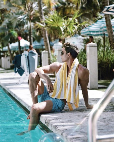 AndazMiami's tweet image. Mood all summer long 😎💦 #MyConfidante #PoolsideStyle #Summertime | IG 📸: samuelmaxted