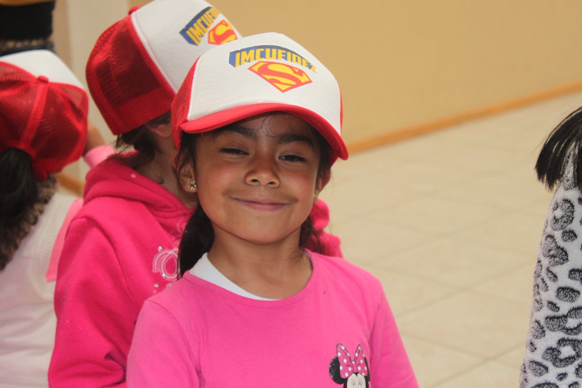 IMCUFIDEZ_Zina's tweet photo. Revive los mejores momentos de nuestro curso de verano. Síguenos en twitter, busca a tus peques en las fotos y dale RT.
Para el #IMCUFIDEZ eres muy importante en nuestras redes sociales.
Forma parte de nosotros, llama al 5442542 Ext 101, 104 y 105 para mayores informes 😎 https://t.co/7zMFFlfYMB