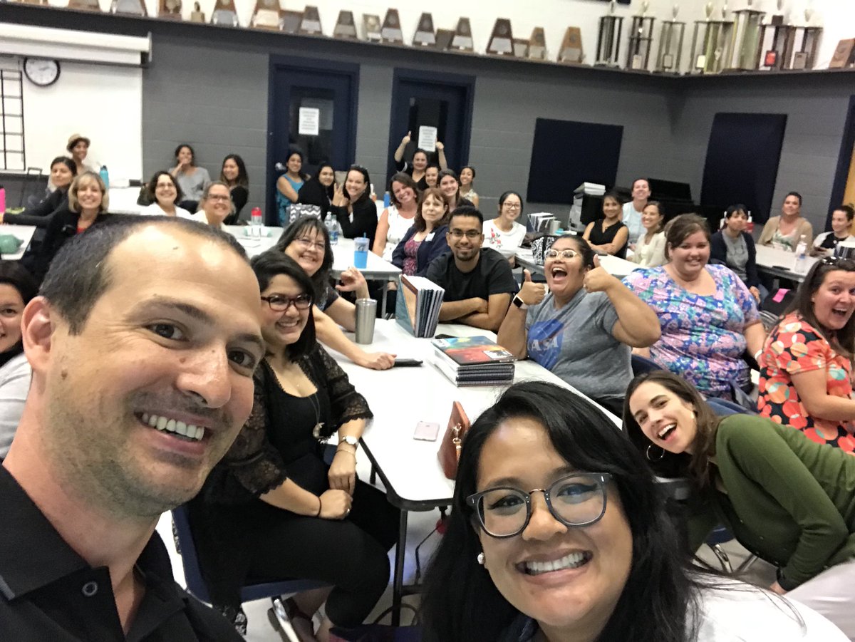 JasmineJBoone's tweet photo. Thanks for a great week, Carrollton Farmers Branch! What an amazing homegrown writing institute! @lizziehetzer @PabloWolfe #tcrwp #cfbwrites https://t.co/q2OmlZmCbu