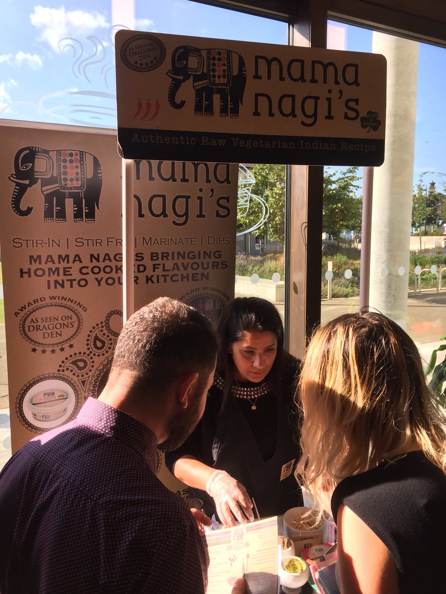 GeraldineLavin's tweet photo. Mindi fm @Mamanagis spreading the word about her fab products @ the @DubFoodChain @TescoIrl event this evening  #dfctesco
#irishfood #vegan #mindimagic #asian https://t.co/6T219s9ilh