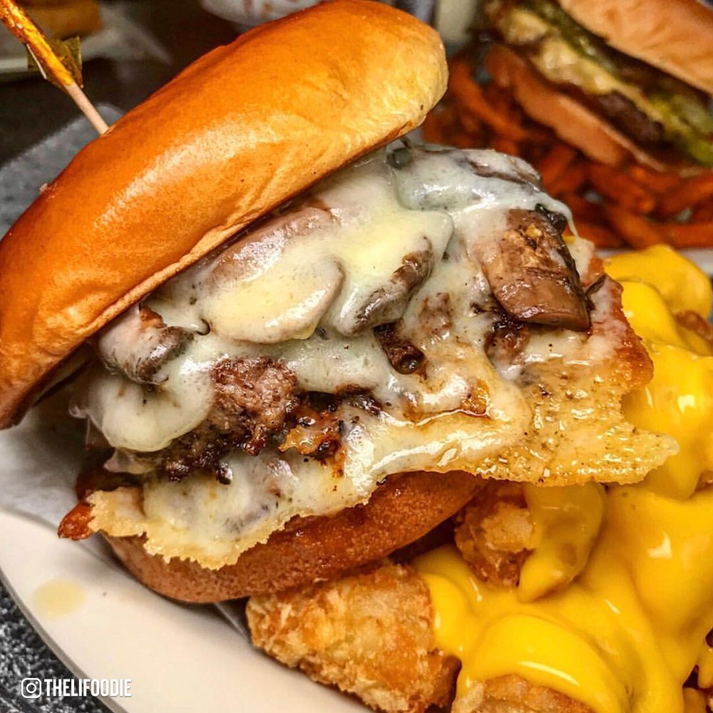 JohnnyRockets's tweet image. If you aren&apos;t eating like this, are you even eating?