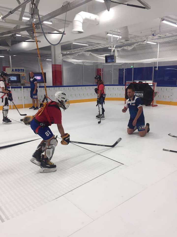 HDCFinland's tweet photo. Ensimmäiset viralliset reenit vedetty HDC Finland keskuksessa 💥🔥🏒🥅 #yksilönkehitys #yksilötaidot #playerdevelopment #hockeydevelopment #HDCFinland https://t.co/AYzgOEpxVO