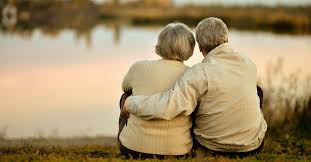 Hoy! a las 19hs nos visita @rodolfoibañez Prensa de importantes marcas Vamos a preguntarle muchas cosas, pero sobre todo a divertirnos un rato. Además en el día de los abuelos, hablamos y lloramos todoooossss juntos.
Hoy 19hs por <a href="/luciteradio/">@Lucite</a>  luciteradio.com.ar