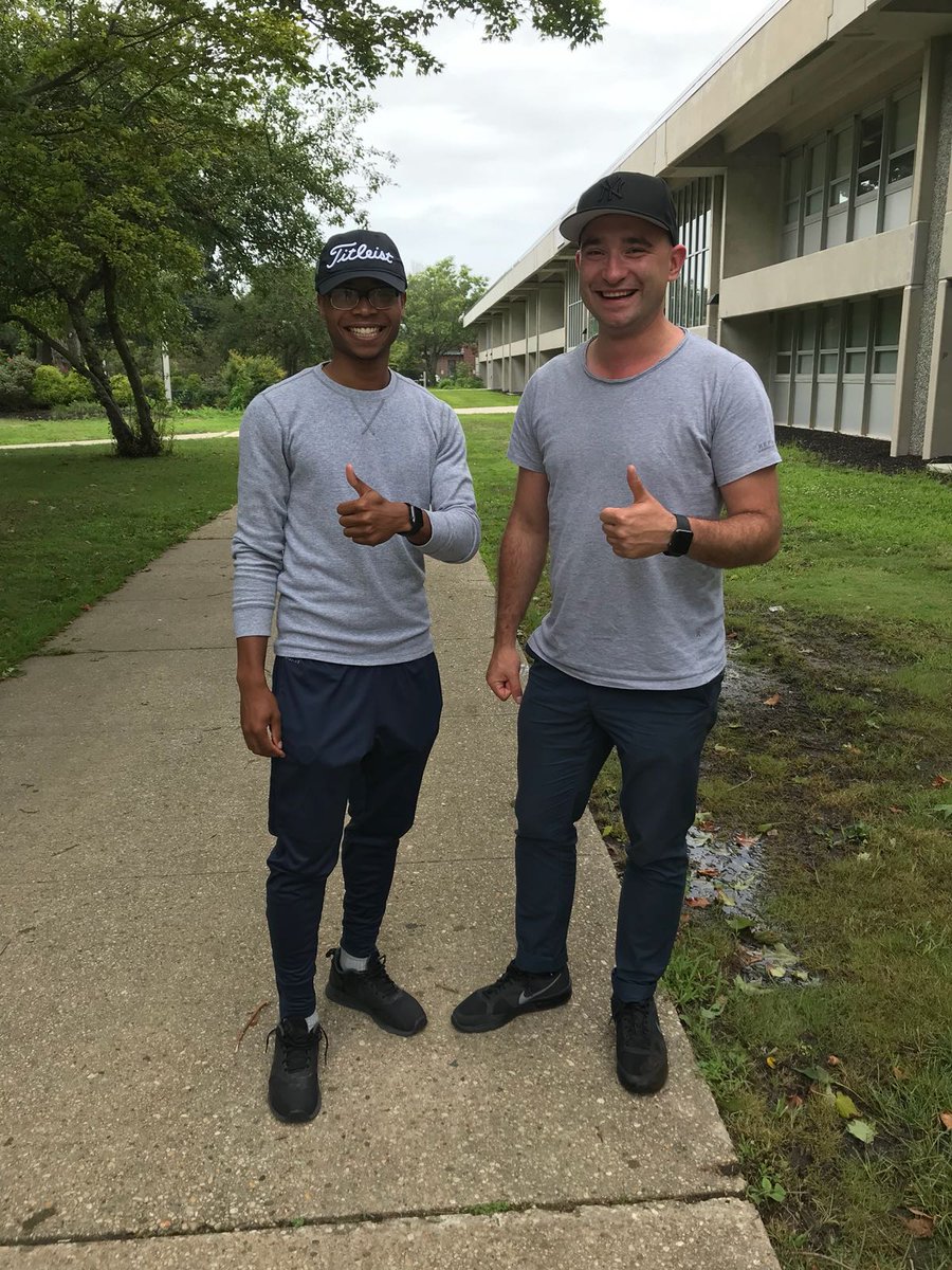 RAMProgramFSC's tweet image. RAM scholars' work will be on display Sat 7/28, 7-9pm at Muneca Arthouse in Patchogue! They've been working hard for 2 weeks w/ Dr. O'Keefe and students from Scotland developing creative ways to blend technology w/ NYC's High Line! @highlinenyc @FarmingdaleSC #ramprogramfsc