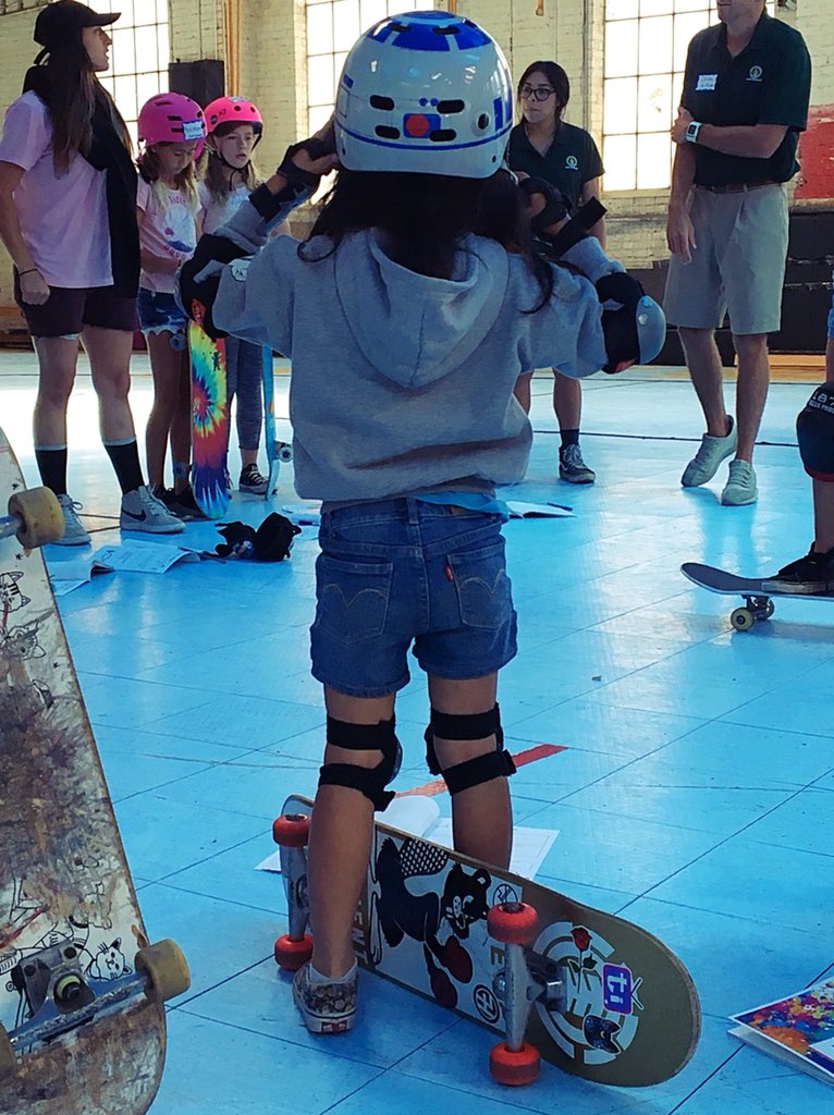 pgptraining's tweet image. Skate-snaps on day four of camps @jfku_sportpsychology with @skatelikeagirl #leapcamps2018 #skatelikeagirl #mentalkickflip