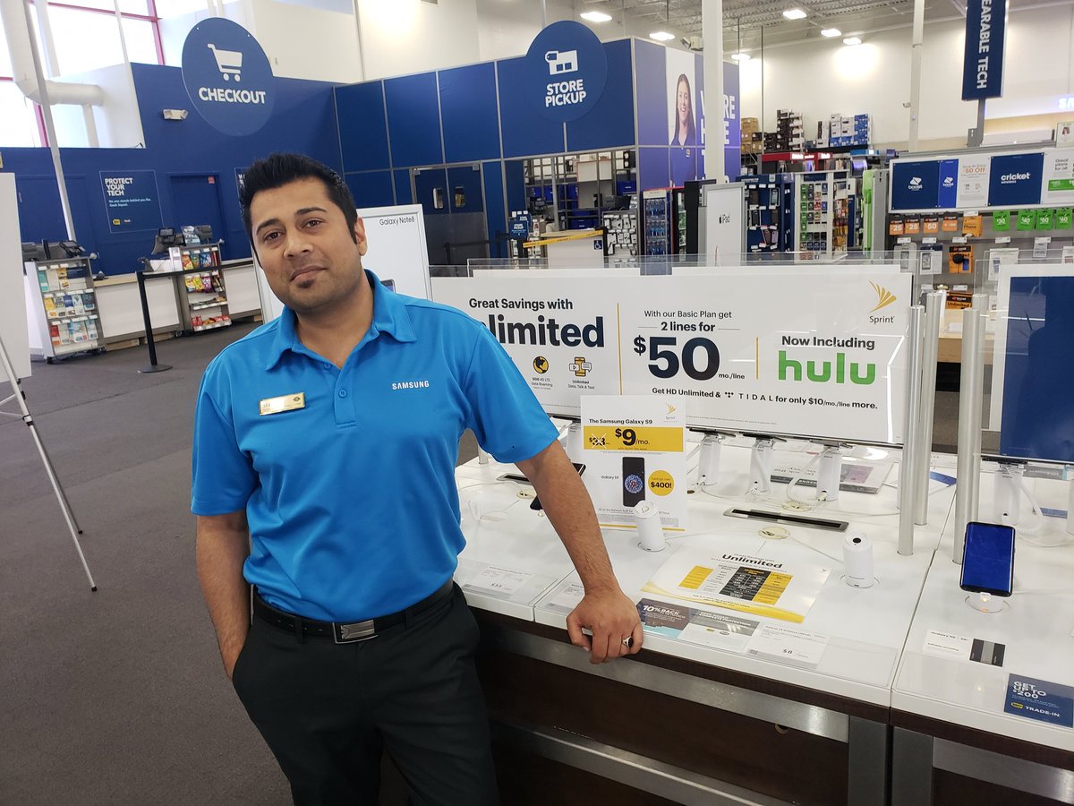 Yasir is ready to sell out of the $9/month <a href="/SamsungMobileUS/">Samsung Mobile US</a> #GalaxyS9 at <a href="/BestBuy/">Best Buy</a>. This price can't be beat! <a href="/AzraSmailagic/">Azra Smailagic</a> <a href="/TimMiller44/">Tim Miller</a>