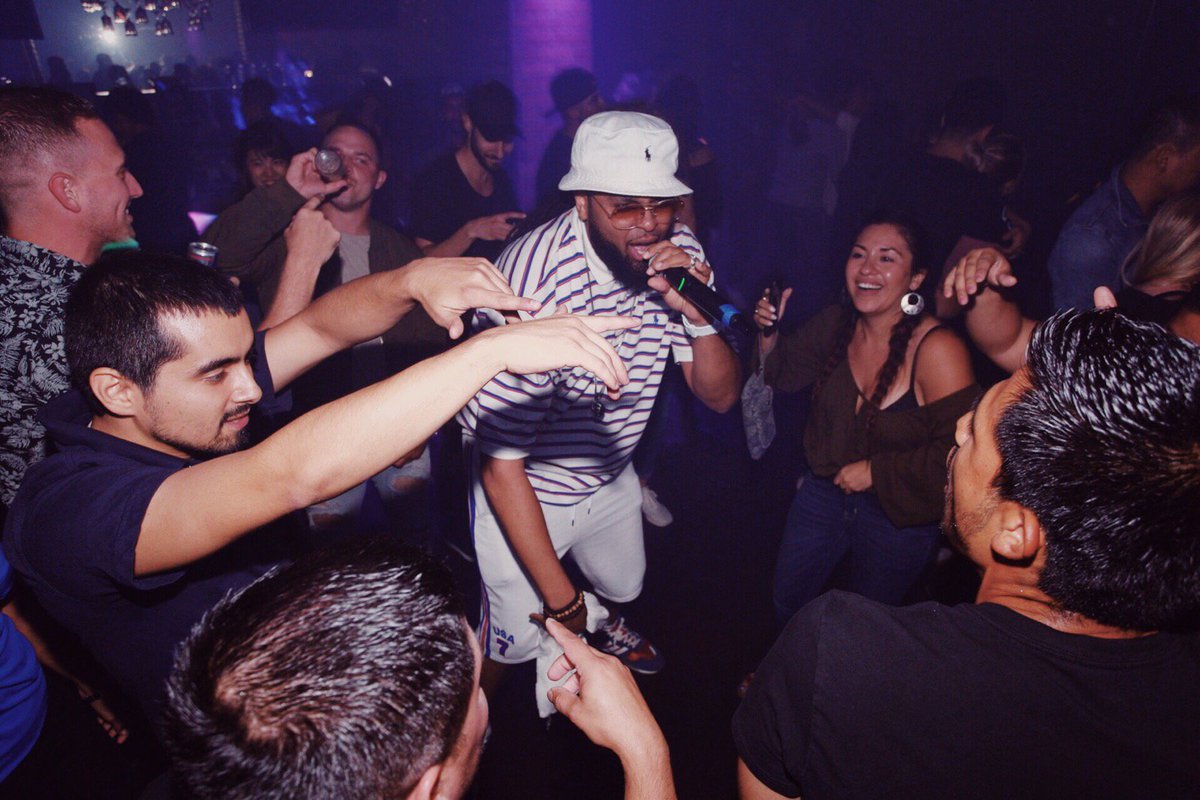 toquon's tweet image. @snapback_live #SnapbackOC 
COME DO YA THING WITH THE #PARTYROCKKING and be captured by all the classics that we Bring...
#SnapBackLive 
#SnapbackLBC 
#RealHipHop