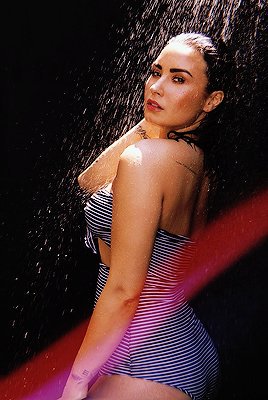 theddlvote's tweet photo. #MTVHottest Demi Lovato https://t.co/4Fg73jWuUZ