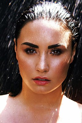 theddlvote's tweet photo. #MTVHottest Demi Lovato https://t.co/4Fg73jWuUZ