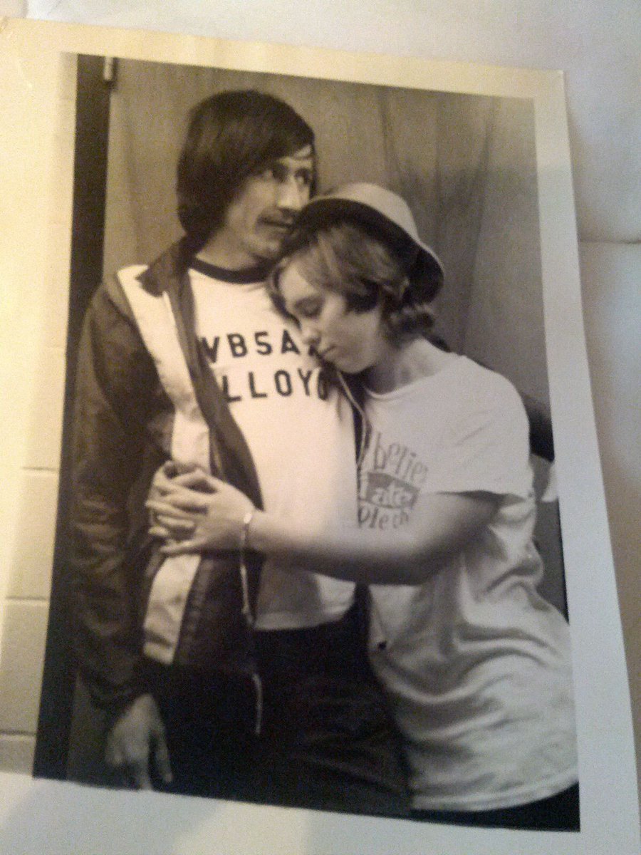 kc5fm's tweet photo. Happy anniversary!!! 43 years ago, I gave up smoking because she said yes. @HealthyOklahoma #StopsWithMe #800quitNow https://t.co/2SZwuF1IOK