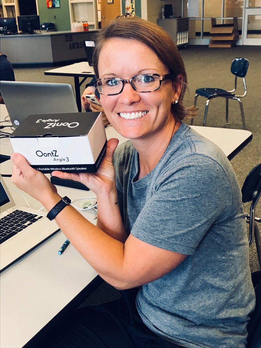 Mrs_Dilly's tweet photo. Congrats to ⁦@BerniGarth⁩ for winning the last door prize for summer tech PD in the Increasing Student Engagement with Flipgrid, Nearpod &amp; Edpuzzle! It’s a blue tooth speaker she can use in her classroom! #ECSLearn https://t.co/iPW3M5UK85
