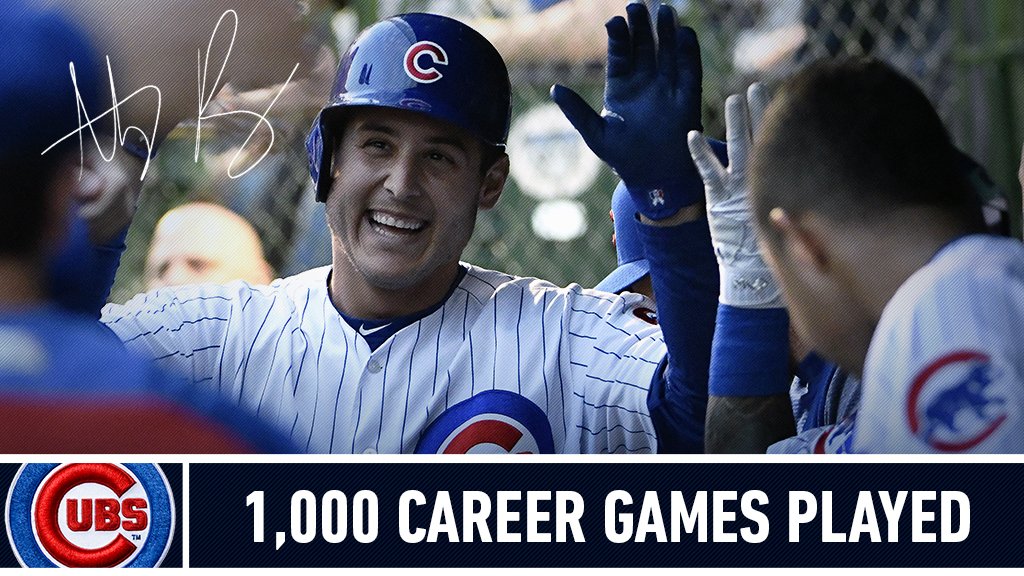 Cubs's tweet photo. WALK-OFF HOME RUN IN CAREER GAME NUMBER 1,000. 

#EVERYBODYIN https://t.co/iO4PS70bv0