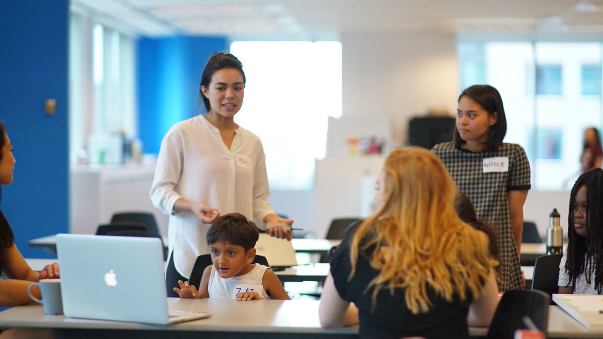 RachWex's tweet image. Had the best time today showing our future engineers what their jobs could look like. #kidslearningcode #futureofwork