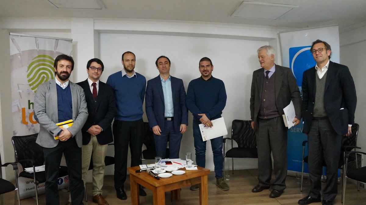 HuellaLocal's tweet photo. Con gran éxito finalizó el Coloquio “Una propuesta en construcción para un Fondo de Desarrollo Local”. El diálogo e intercambio de experiencias entre el sector público, privado y civil, nos permite seguir avanzando y robusteciendo la propuesta. ¡Gracias a todos por su asistencia! https://t.co/mw2o3pKtIs