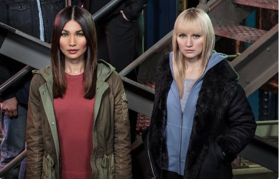 Mia &amp; Niska: There are always two sides to a revolution #HumansAMC