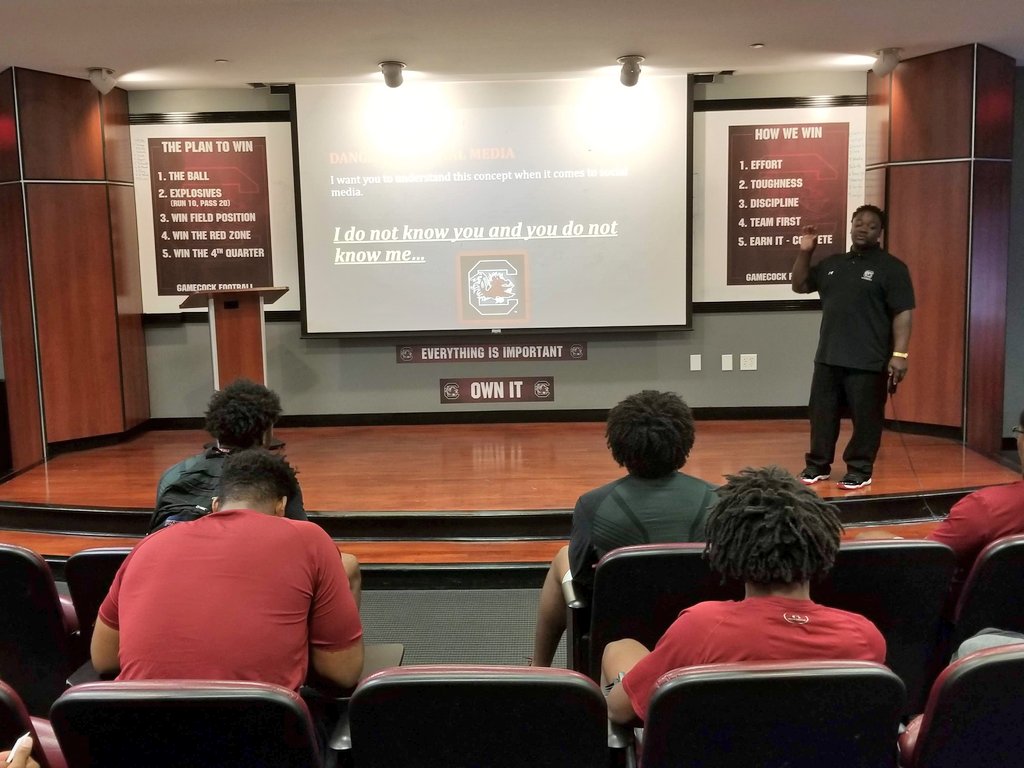 Had fun today talking and laughing with the freshman football players at the @Beyond_FB session. We discussed how social media can be beneficial as well as damaging to the perception people have of them according to the content they post. #BeyondFootball #Gamecocks
