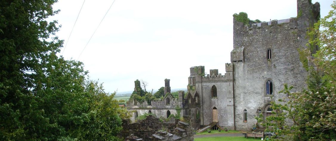 It boasts the kind of blood-soaked history that nightmares are made of.

The Violent, Bloody History of Ireland’s #LeapCastle

bit.ly/2K06oSV