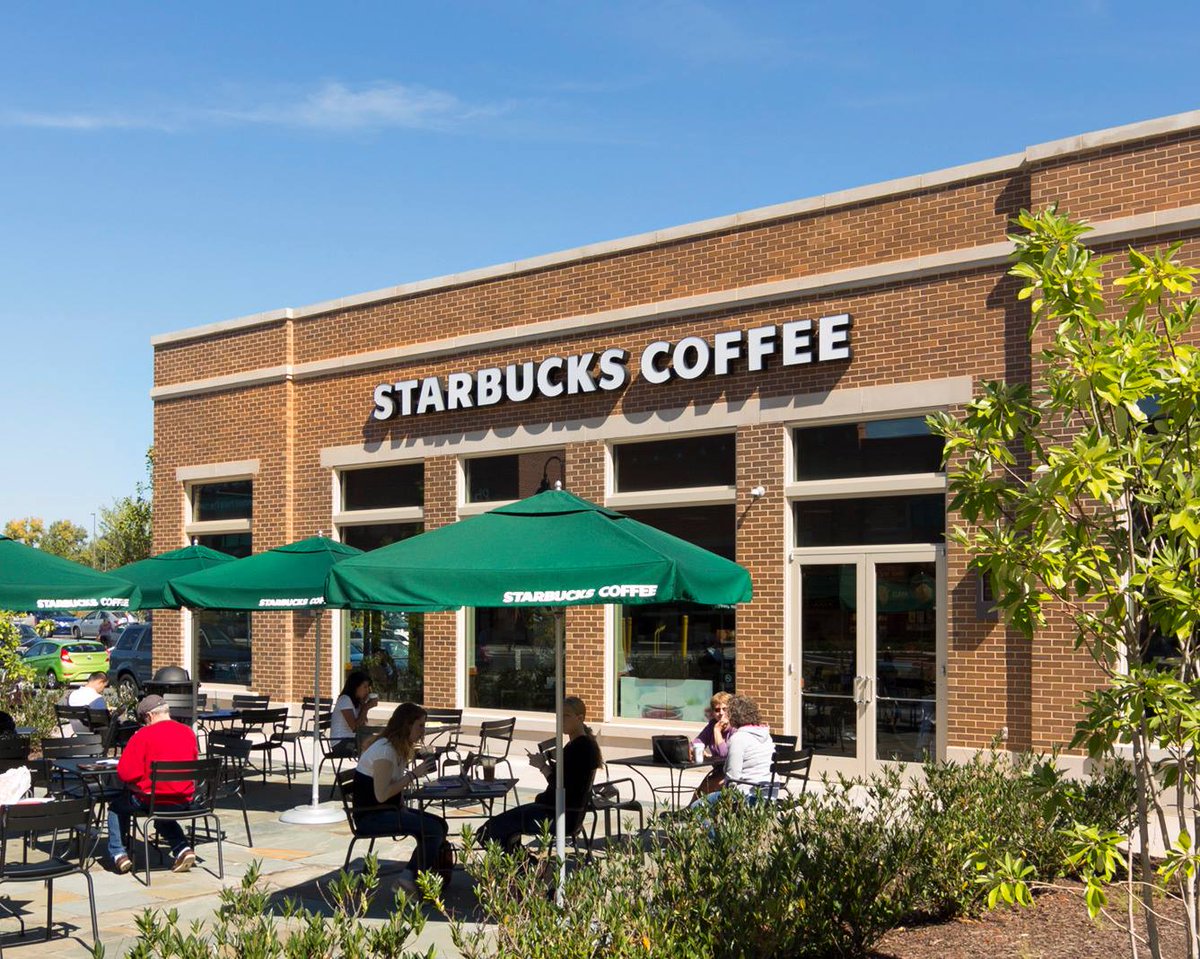 CopleyAtCrown's tweet photo. Our residents love living just around the corner from Starbucks, especially on those hectic mornings. Plus, with the rewards app, you can order your drink ahead of time and pick it up from the counter without waiting in line! https://t.co/EexabLPYHW