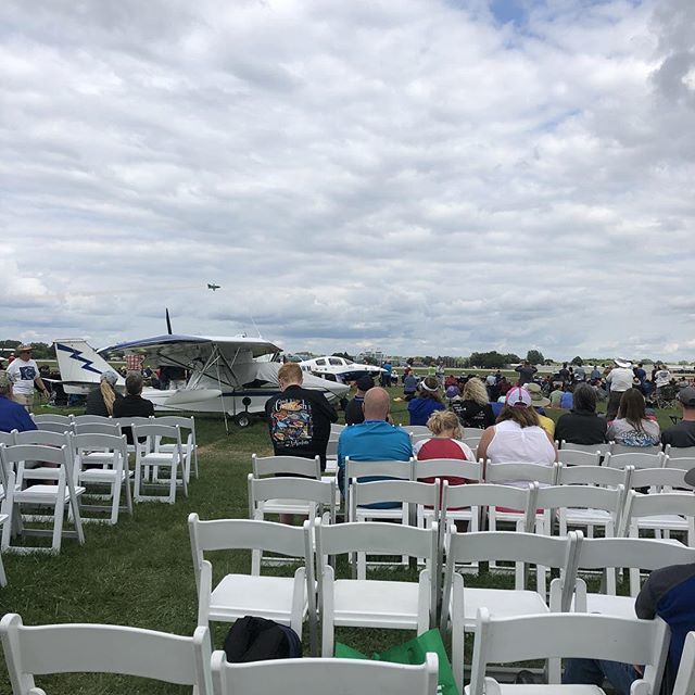BPAviationSvcs's tweet photo. #FLSMicroJet#oshkosh https://t.co/NM1lL7icj8 https://t.co/4JTLvug7hu