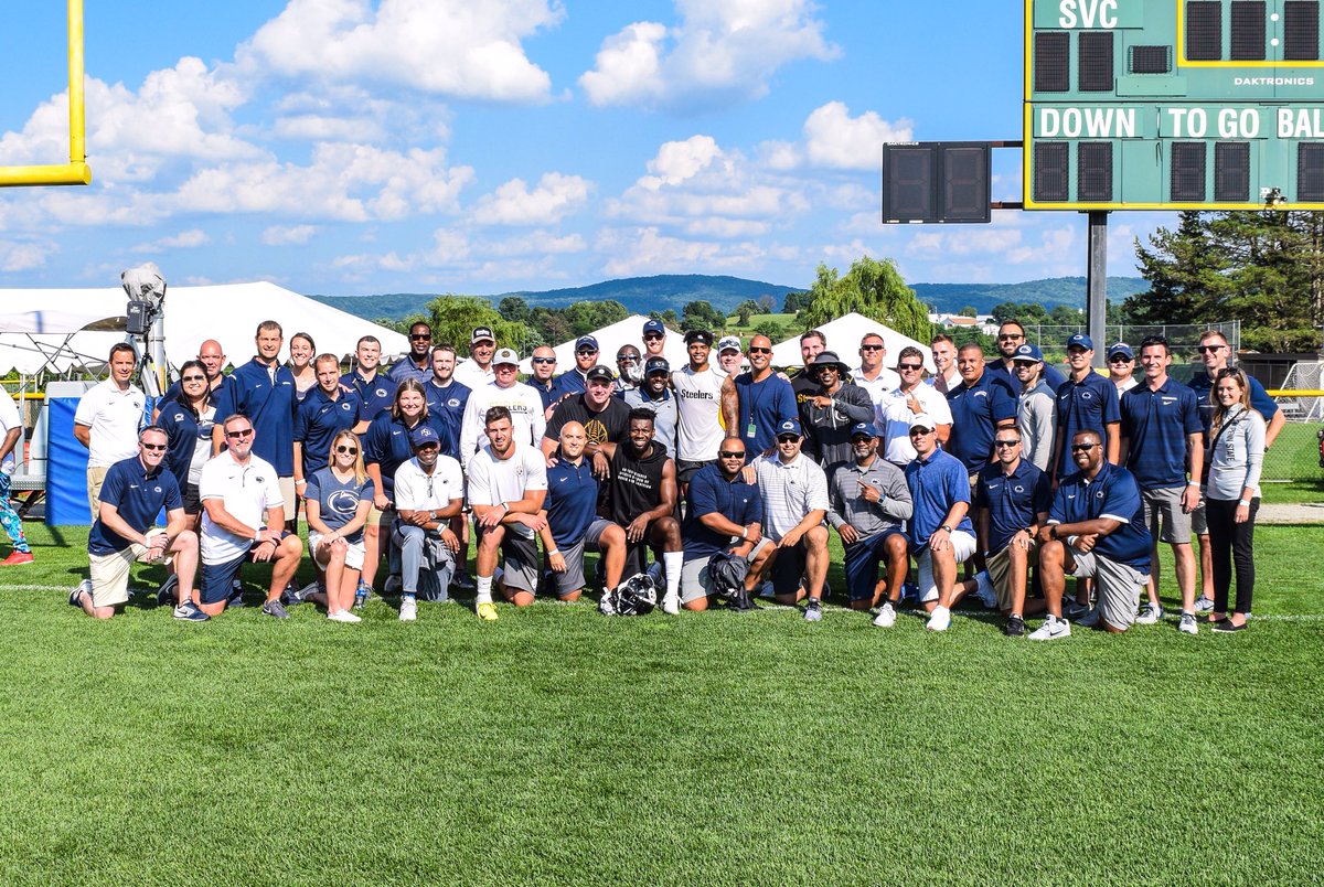 James Franklin (@coachjfranklin) on Twitter photo #WeAre
Penn State past, Penn State present, Penn State forever! <a href="/JJames18_/">Jesse James</a> <a href="/Chico_Hndrxx/">Marcus Allen</a> <a href="/goldchaingolden/">Malik Golden</a> & Twitterless Parker Cothren #WeAre
Penn State past, Penn State present, Penn State forever! <a href="/JJames18_/">Jesse James</a> <a href="/Chico_Hndrxx/">Marcus Allen</a> <a href="/goldchaingolden/">Malik Golden</a> & Twitterless Parker Cothren