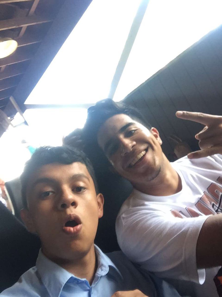 Chris28Cuellar's tweet image. Happy Birthday to one of the best and brightest! Also the greatest roller coaster pal out there! @deresyo 
#blessyotrap