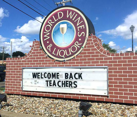 BackTwoSchool's tweet photo. Looks like it's back to school time! #BackTwoSchool https://t.co/eJwtpBFwvn