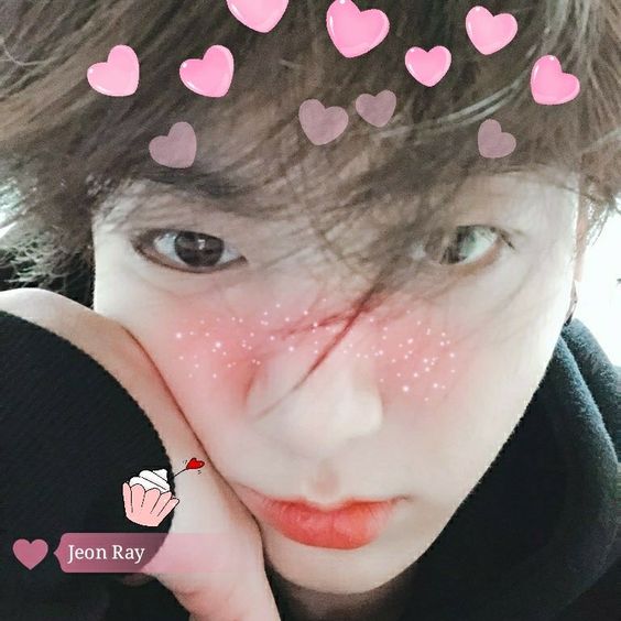 _rosalinne's tweet photo. 😍💕 #ImNotOppaChallenge https://t.co/ajQJcocWOJ