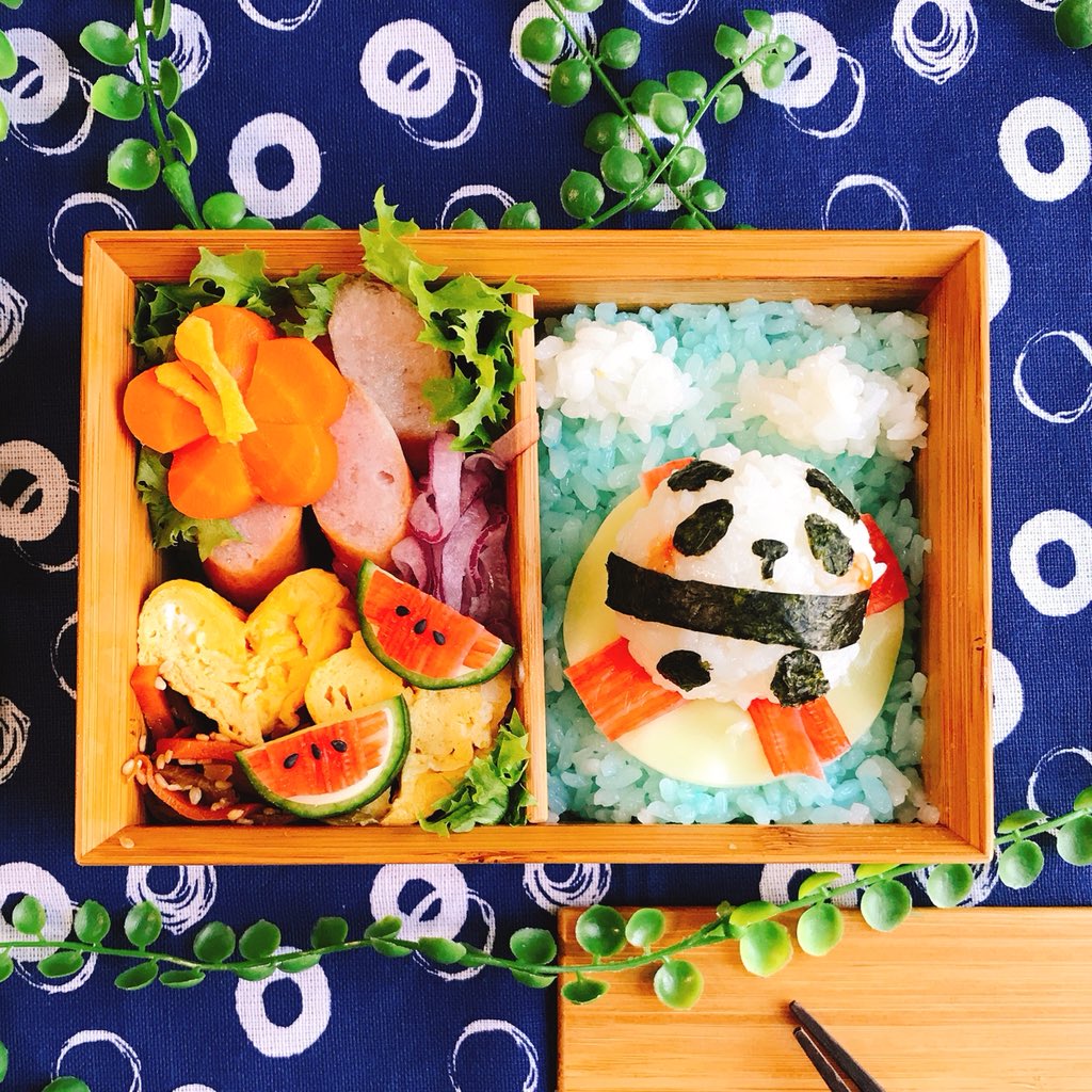 O Xrhsths 山本ちろ 妄想chiro Cafe店主 Sto Twitter パンダちゃん海水浴に行く弁当 週末 台風だとか 被害が酷くなりませんように 娘弁当 お昼 お弁当 キャラ弁 ゆるキャラ パンダ シャンシャン 海 夏 浮き輪 Bento Obento Kyaraben Charaben Foodart O Xrhsths 山本ちろ 妄想chiro Cafe店主 Sto Twitter パンダちゃん海水浴に行く弁当 週末 台風だとか 被害が酷くなりませんように 娘弁当 お昼 お弁当 キャラ弁 ゆるキャラ パンダ シャンシャン 海 夏 浮き輪 Bento Obento Kyaraben Charaben Foodart