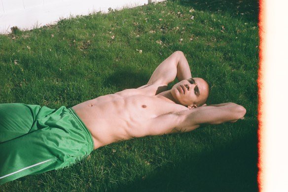 NewYorkModels's tweet photo. VICTORIOUS โ
Good boy gone bad #ColinAlexander in his element, by @TorianLewin for @victormagazine ๐ง๐ท #SS18 #NYMMMen https://t.co/Mv1o5N455A